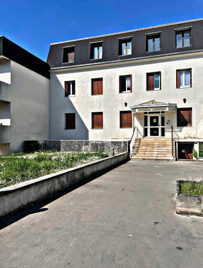 The Garden Yourhosthelper Villejuif Exterior foto